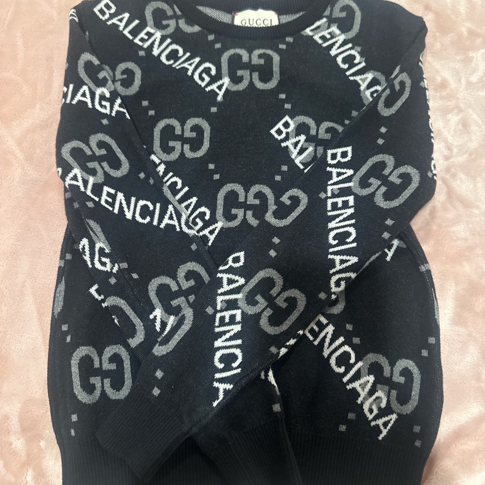 GUCCI x BALENCIAGA Hacker Project Logo Sweater - Rare Collab! 🖤